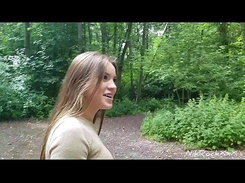 ❤️ Evelinari toki publiko batean izorratzen genuela proposatu nion! Baietz esan zuen. Orduan ipurdian izorratu eta ahoan esperma. Orduan bere burua haserretu zen. ️ Azal bideoa gurean eu.mobilecric.top ❌